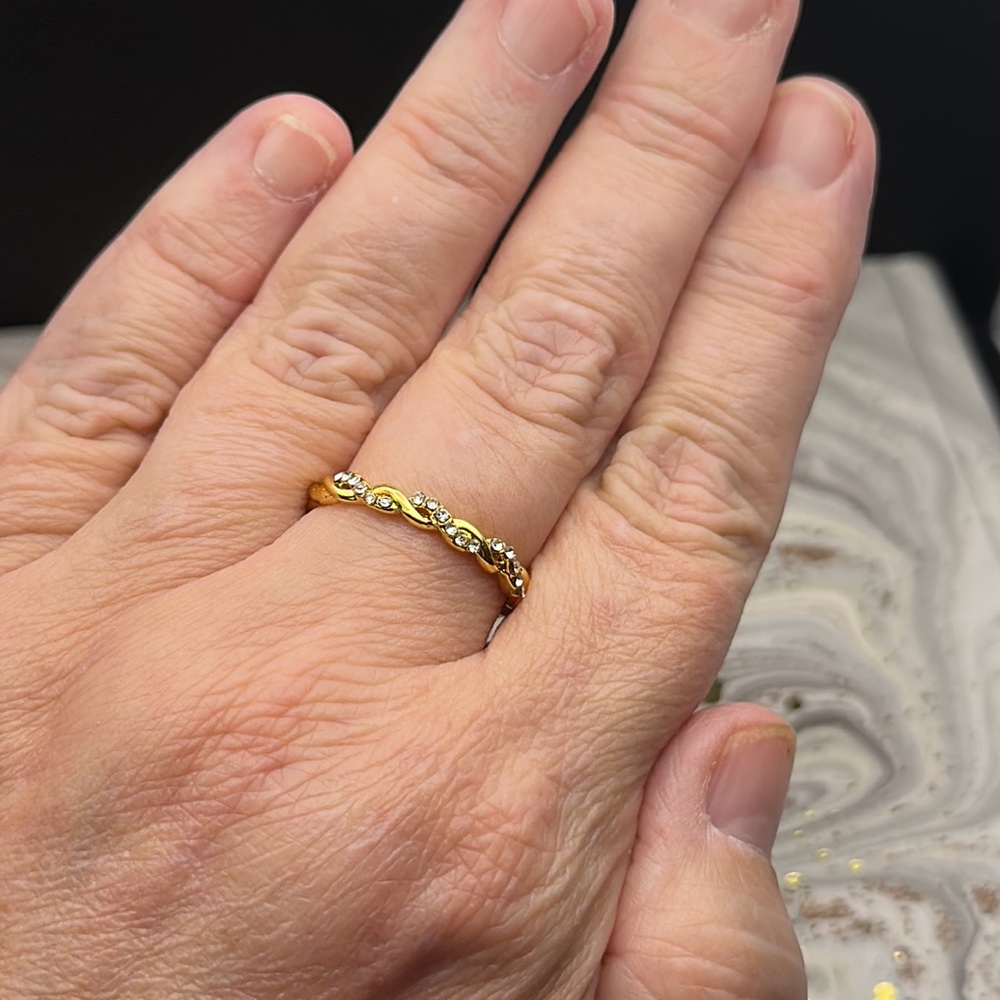 Women’s 3mm Gold Ring Band